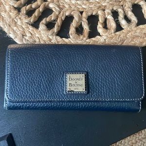 Dooney & Bourke Wallet